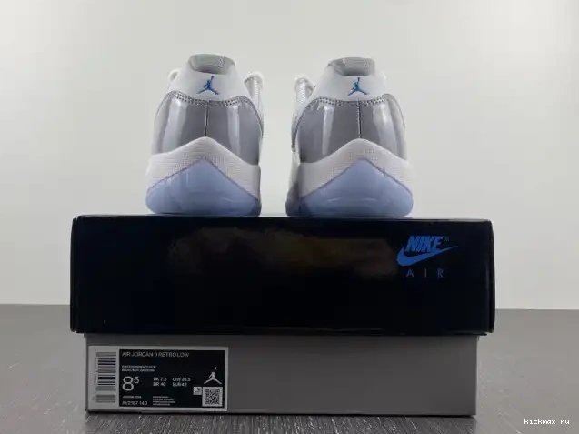 Rep Kickmax 11 AV2187-140 Jordan Air Grey Low Cement 0420
